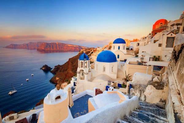  Santorini Island, Greece